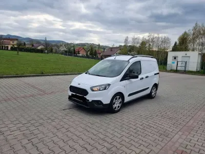 Gebraucht Ford Transit 102 PS (75 kW) 2021 Weiß Van