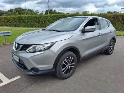 Gebraucht Nissan Qashqai Visia 116 PS (85 kW) 2016 Silber SUV