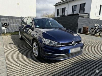 Gebraucht VW Golf VII Sound 125 PS (91 kW) 2018 Blau Limousine