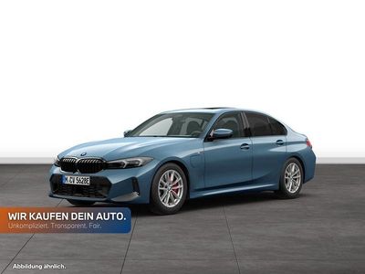Gebraucht BMW 330e Comfort Edition 292 PS (214 kW) 2025 Arctic race blue metallic Limousine