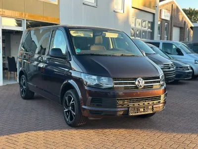 Gebraucht VW Multivan 102 PS (75 kW) 2015 Black berry Van / Kleinbus