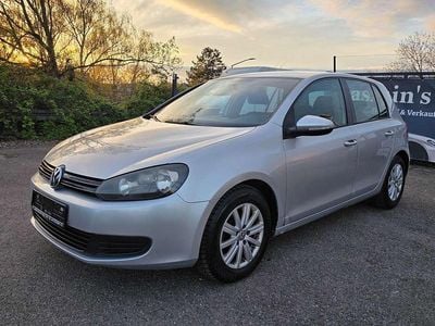 Gebraucht VW Golf VII Comfortline 105 PS (77 kW) 2012 Reflexsilber metallic Limousine
