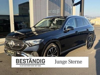 Gebraucht Mercedes GLC200 Avantgarde 204 PS (150 kW) 2024 Lack obsidianschwarz SUV