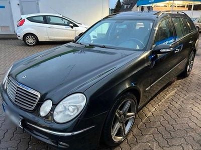Usata Mercedes E270 Avantgarde 177 CV (130 kW) 2003 Verde Station wagon