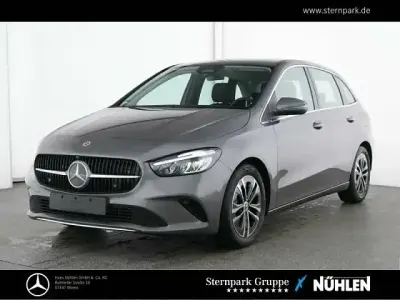 Gebraucht Mercedes B180 Progressive 136 PS (100 kW) 2025 Grau Van / Kleinbus