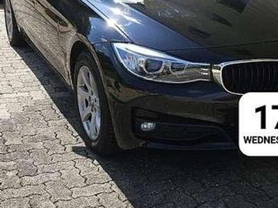 Second-hand BMW 320 Advantage 190 CP (139 kW) 2016 Negru Hatchback
