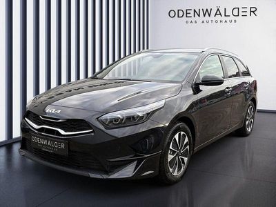 Neu Kia Ceed Sportswagon 101 PS (74 kW) 2025 Schwarz Kombi