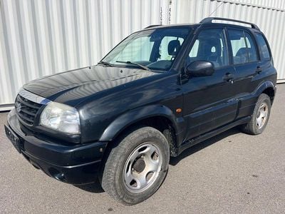 Second-hand Suzuki Grand Vitara Comfort 128 CP (94 kW) 2004 Negru SUV