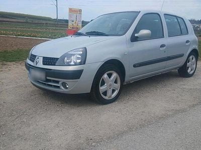 Usata Renault Clio II 75 CV (55 kW) 2003 Argento Utilitaria