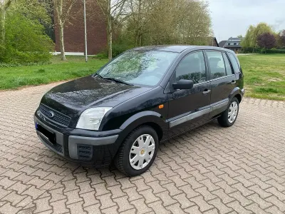 Usata Ford Fusion 80 CV (58 kW) 2005 Nero Utilitaria