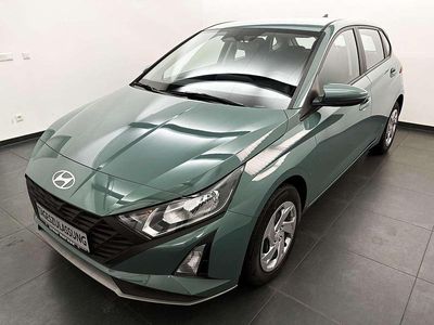 Mangrove green Neu 2025 Hyundai i20 Kleinwagen | 17.290 € (Guter Preis)