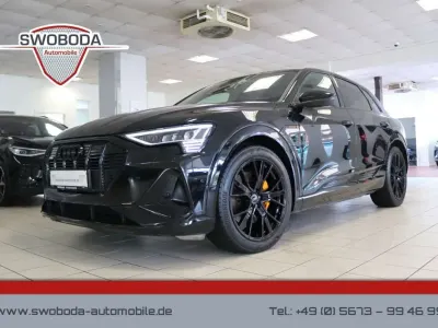 Gebraucht Audi e-tron S-Line 300 kW (408 PS) 2022 Schwarz SUV