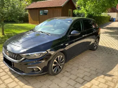 Gebraucht Fiat Tipo Lounge 120 PS (88 kW) 2017 Schwarz Limousine