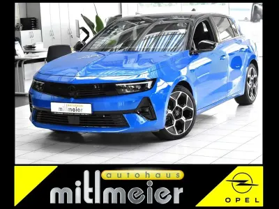 Gebraucht Opel Astra 181 PS (133 kW) 2023 Kobalt blau met. Kleinwagen