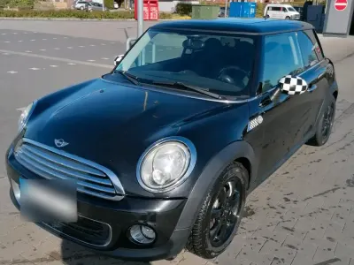 Usata Mini Cooper 98 CV (72 kW) 2010 Nero Utilitaria
