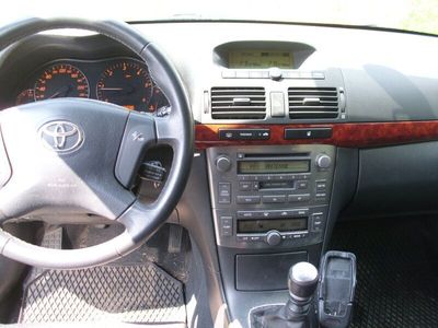 gebraucht Toyota Avensis 2,2D