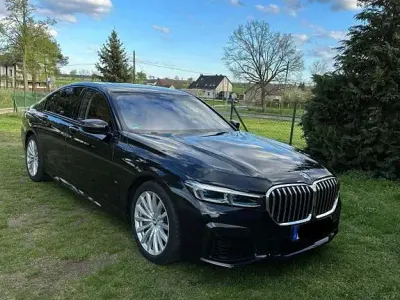 Gebraucht BMW 750 M Sport 530 PS (389 kW) 2020 Schwarz Limousine