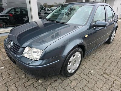 Gebraucht VW Bora 115 PS (84 kW) 1999 Grau Limousine