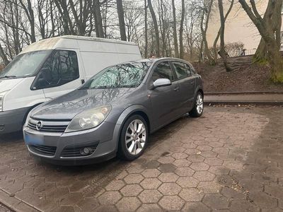 Gebraucht Opel Astra 105 PS (77 kW) 2004 Silber Limousine