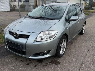 Usata Toyota Auris 97 CV (71 kW) 2009 Argento Utilitaria