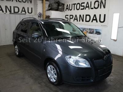Gebraucht Skoda Fabia Cool Edition 80 PS (58 kW) 2009 Grau metallic Kleinwagen