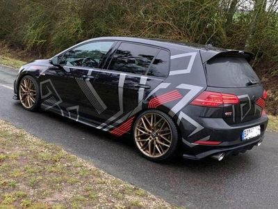 Schwarz Gebraucht 2017 VW Golf GTI Limousine | 19.300 € (Superpreis)