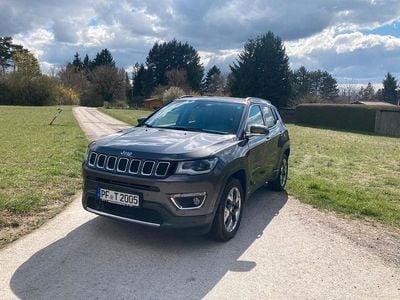 Gebraucht Jeep Compass Limited 170 PS (125 kW) 2020 Grau SUV