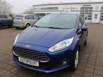 Blau Gebraucht 2016 Ford Fiesta Titanium Limousine | 8.890 € (Fairer Preis)