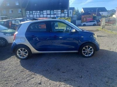 Gebraucht Smart ForFour Passion 71 PS (52 kW) 2015 Blau Kleinwagen