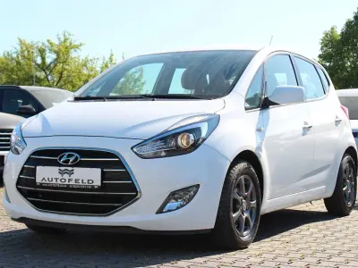 Second-hand Hyundai ix20 Trend 125 CP (91 kW) 2017 Alb Hatchback