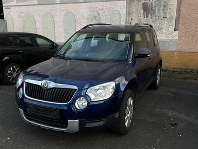 Gebraucht Skoda Yeti Active 105 PS (77 kW) 2012 Blau SUV