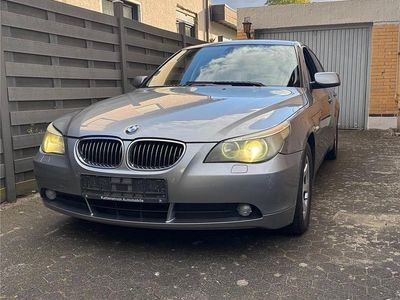 BMW 523