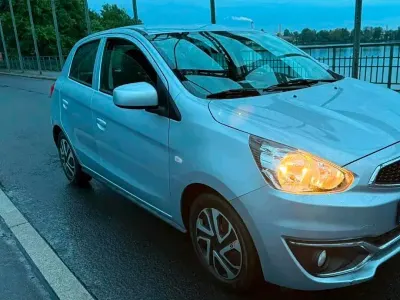 Gebraucht Mitsubishi Space Star 71 PS (52 kW) 2017 Silber Kleinwagen