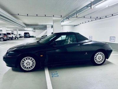 Gebraucht Alfa Romeo Spider 150 PS (110 kW) 2002 Schwarz Cabrio