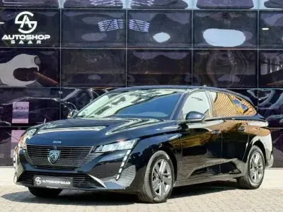 Gebraucht Peugeot 308 SW Active 131 PS (96 kW) 2023 Schwarz Kombi