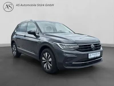 Gebraucht VW Tiguan IQ Drive 150 PS (110 kW) 2024 Grau SUV