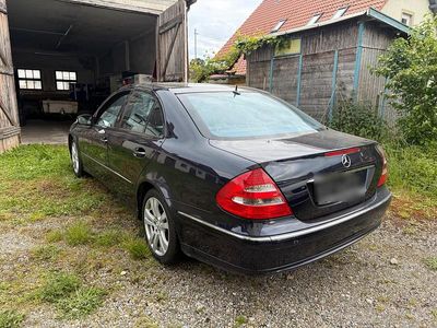 Mercedes E200