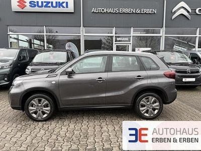 Neu Suzuki Vitara Club 129 PS (94 kW) 2025 Grau SUV