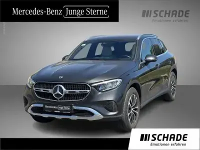 Gebraucht Mercedes GLC200 Avantgarde 204 PS (150 kW) 2023 Grau SUV