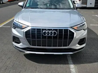 Gebraucht Audi Q3 S-Line 150 PS (110 kW) 2019 Silber SUV