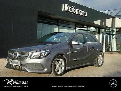 Gebraucht Mercedes A200 AMG line 156 PS (114 kW) 2018 Grau Limousine