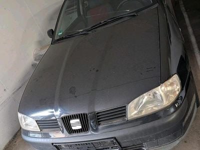 Schwarz Gebraucht 2002 Seat Ibiza Kleinwagen | 250 € (Superpreis)