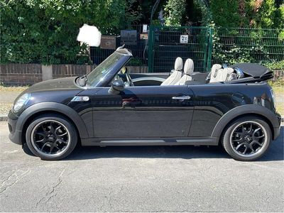 Mini Cooper SD Cabriolet