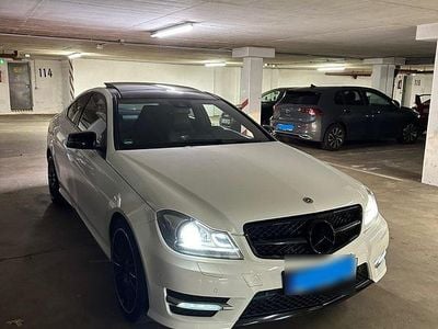 Gebraucht Mercedes C250 204 PS (150 kW) 2013 Weiß Coupé