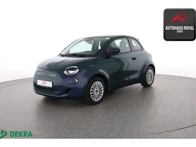 Gebraucht Fiat 500e 86 kW (118 PS) 2023 Colore esterno (ozean grün) Limousine
