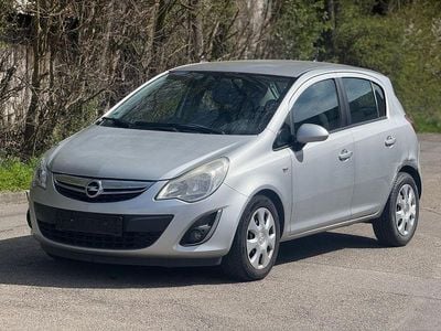 Gebraucht Opel Corsa Edition 75 PS (55 kW) 2012 Argonsilber/sovereign/switchbl Kleinwagen
