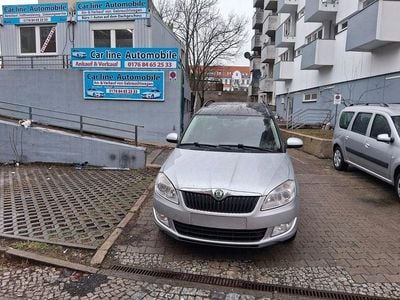 Gebraucht Skoda Roomster Plus Edition 105 PS (77 kW) 2010 Silber Van / Kleinbus