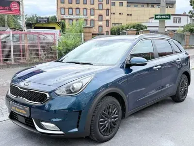 Gebraucht Kia Niro Vision 105 PS (77 kW) 2017 Blau SUV