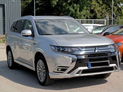 Mitsubishi Outlander P-HEV