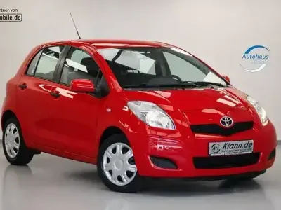 Gebraucht Toyota Yaris Cool 214 PS (157 kW) 2009 Rot Kleinwagen
